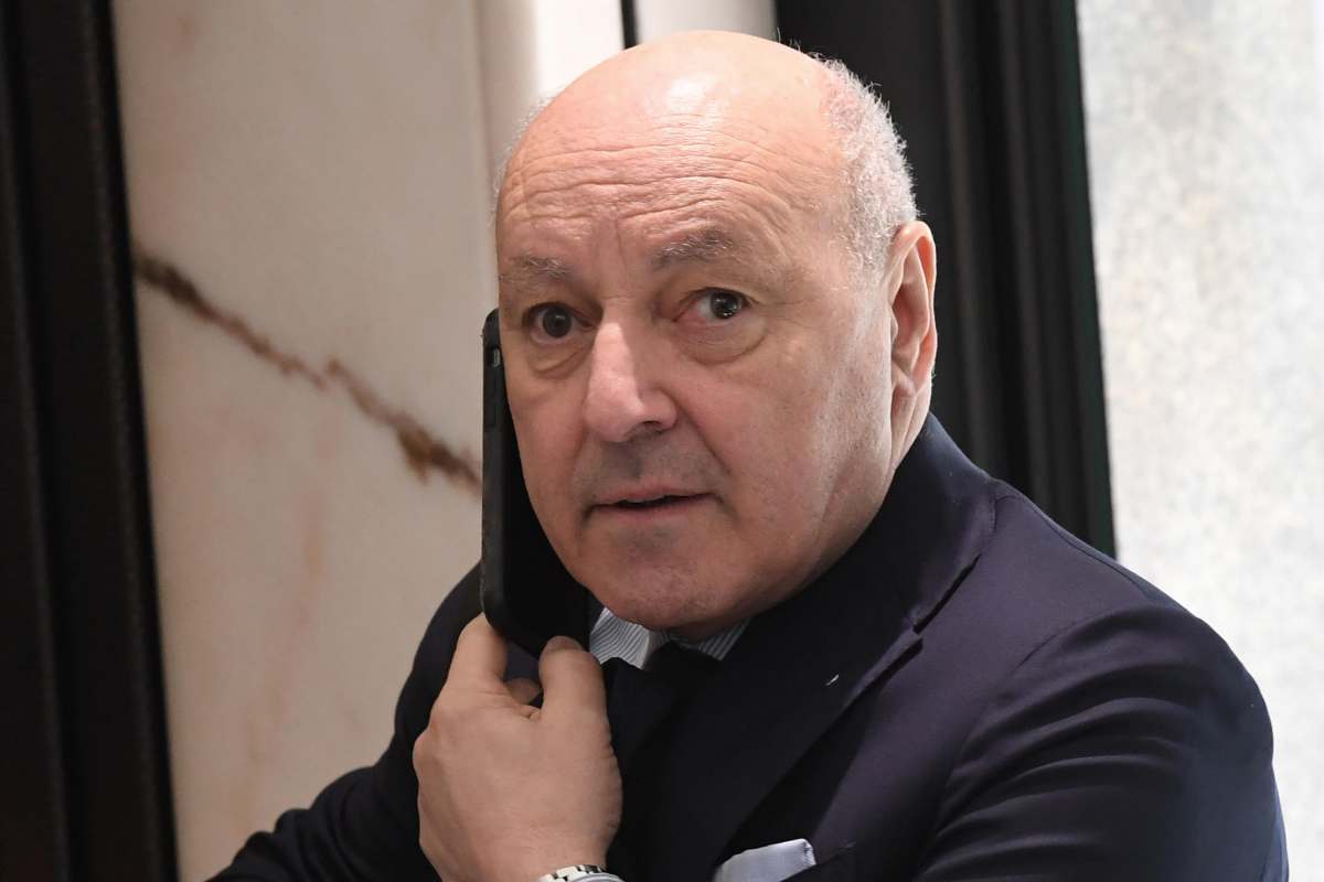 Marotta al telefono 