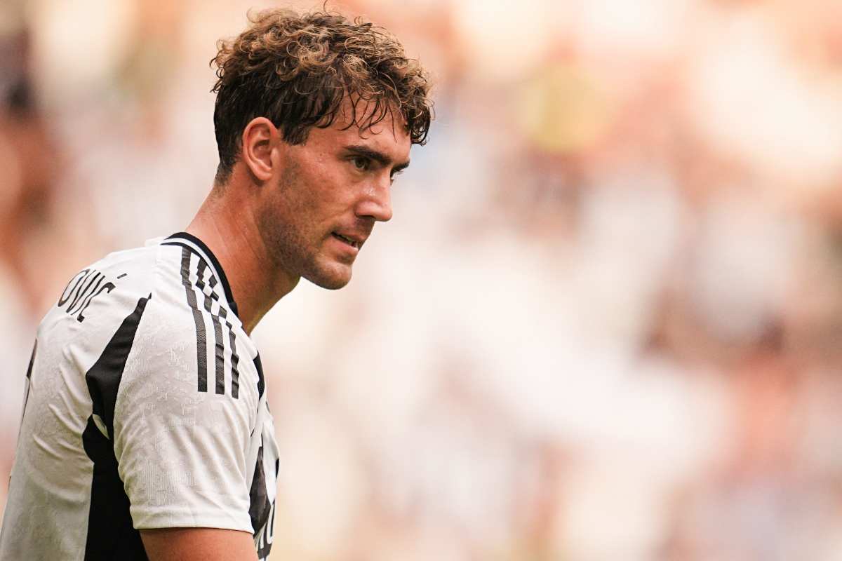 Vlahovic criticato dao tiifosi della Juventus